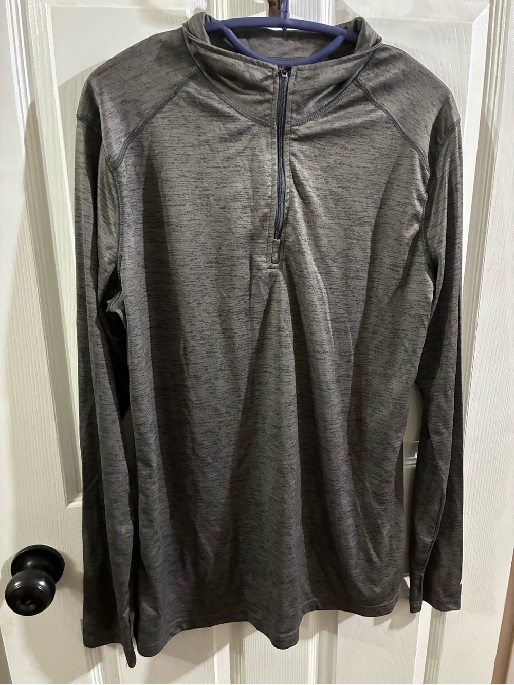 Women’s Large Gray Quarter-Zip Pullover